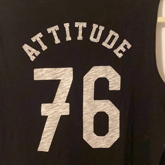 Fun tank top - Picture 3 of 3